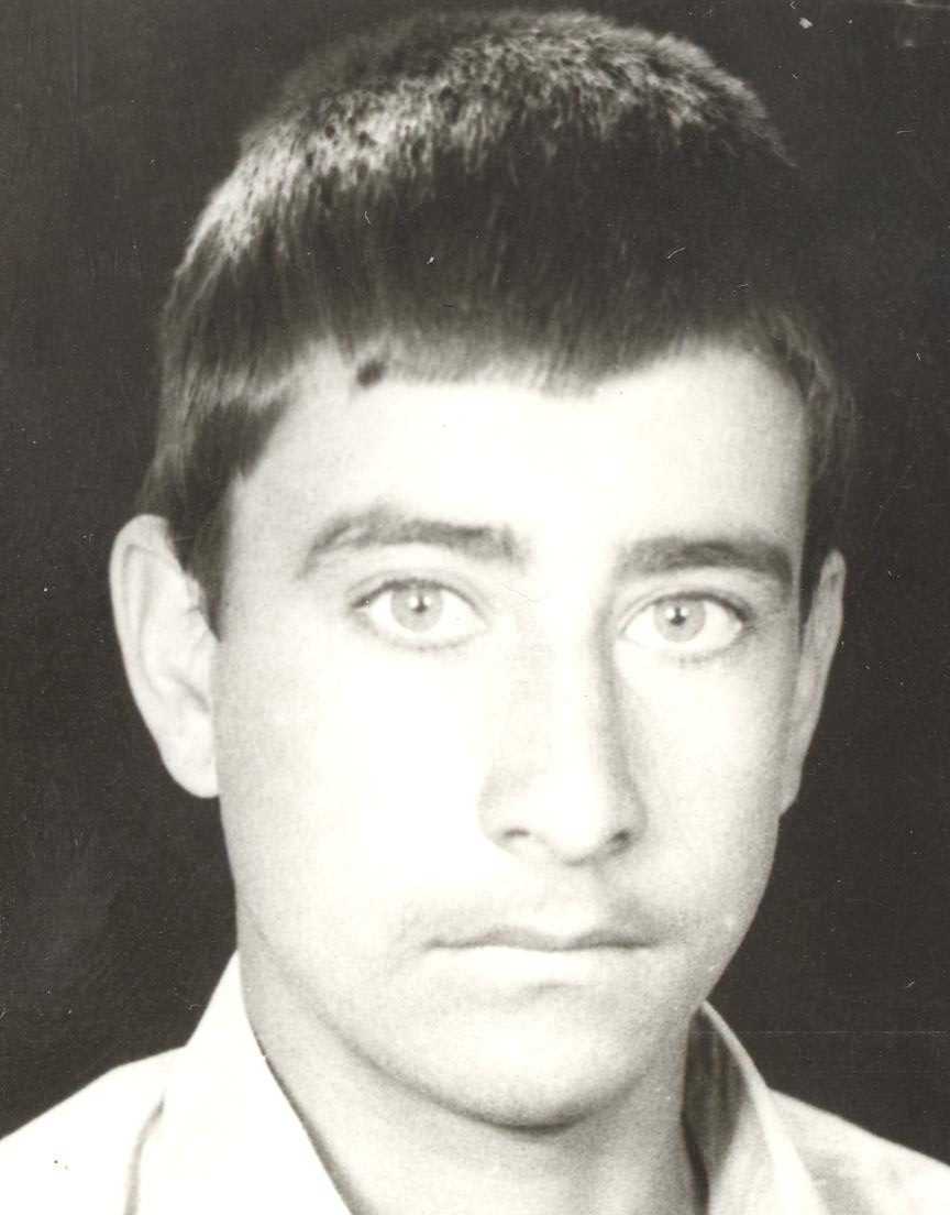 عکس شهید حسین حسنی