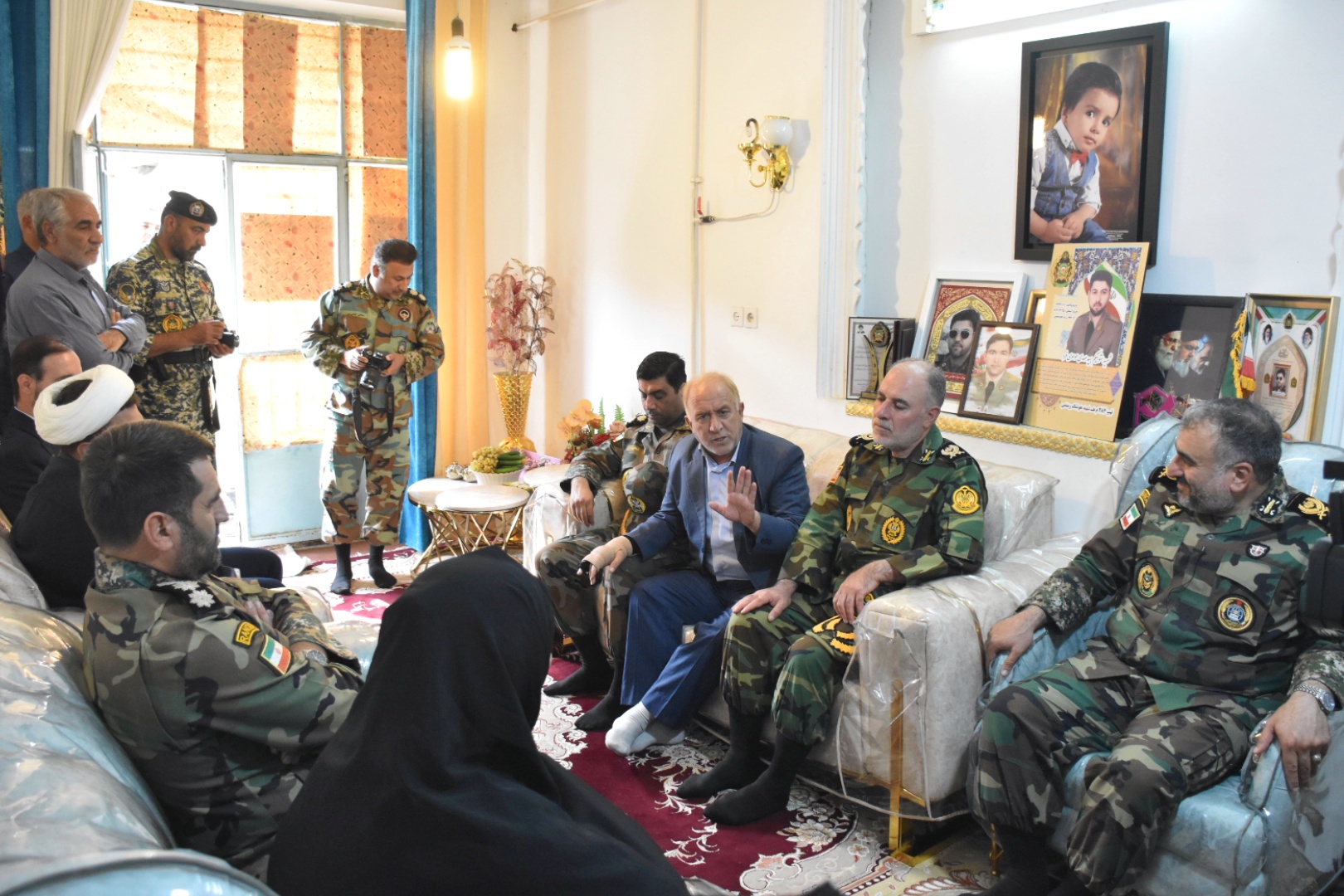 تجلیل مدیرکل بنیاد شهید لرستان از خانواده شهید «سید مهدی موسوی فرد» تجلیل مدیرکل بنیاد شهید لرستان از خانواده شهید «سید مهدی موسوی فرد»
