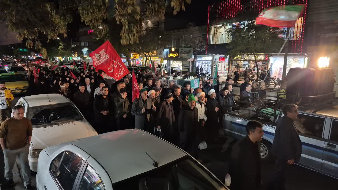 اقامه نماز و طواف پیکر مطهر جانباز شهید «محمدحسن نیکعیش» در حرم مطهر رضوی اقامه نماز و طواف پیکر مطهر جانباز شهید «محمدحسن نیکعیش» در حرم مطهر رضوی