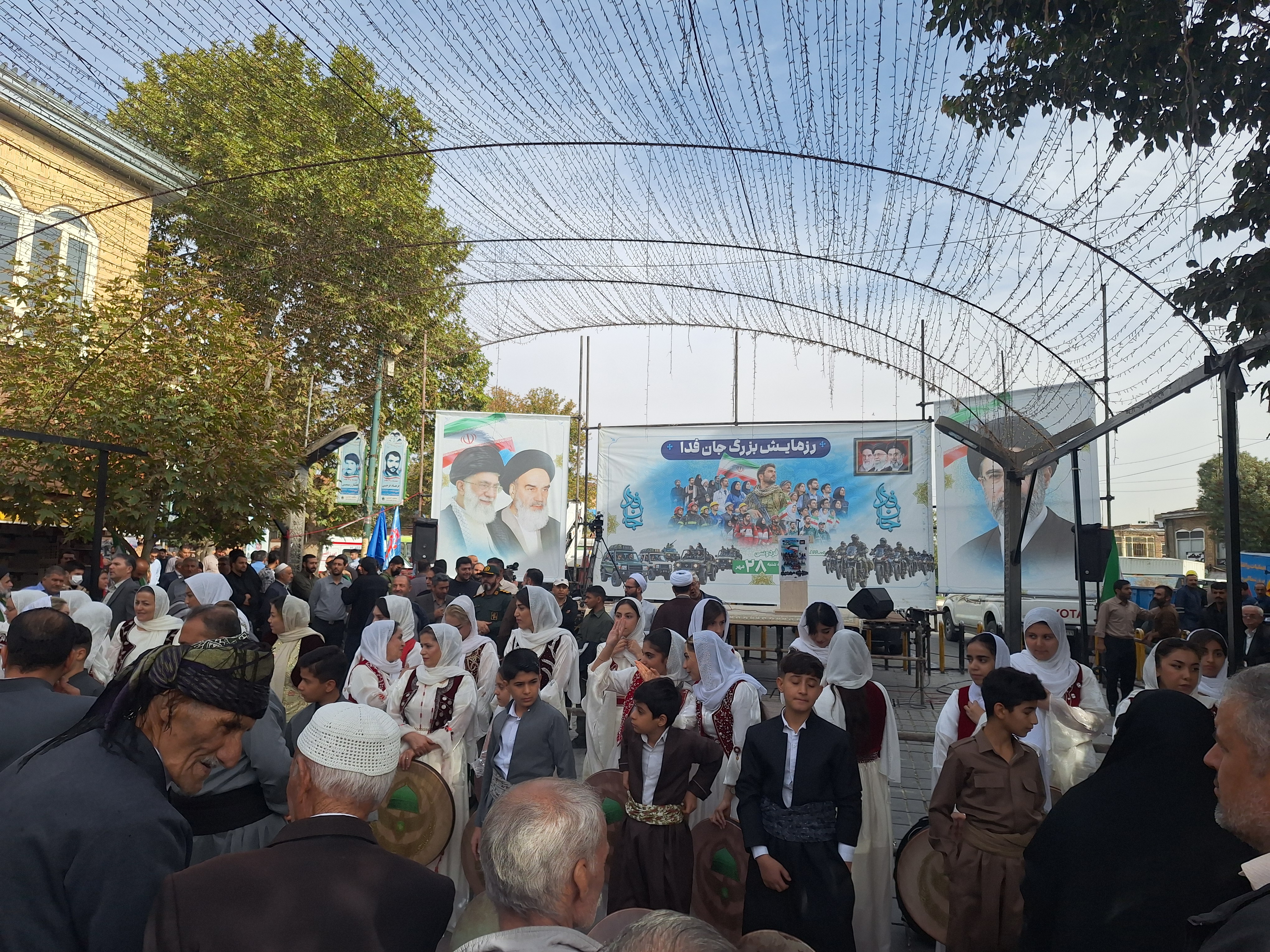 رزمایش بزرگ «جانفدا» در کردستان با حضور پرشور مردم و مسئولان استانی برگزار شد