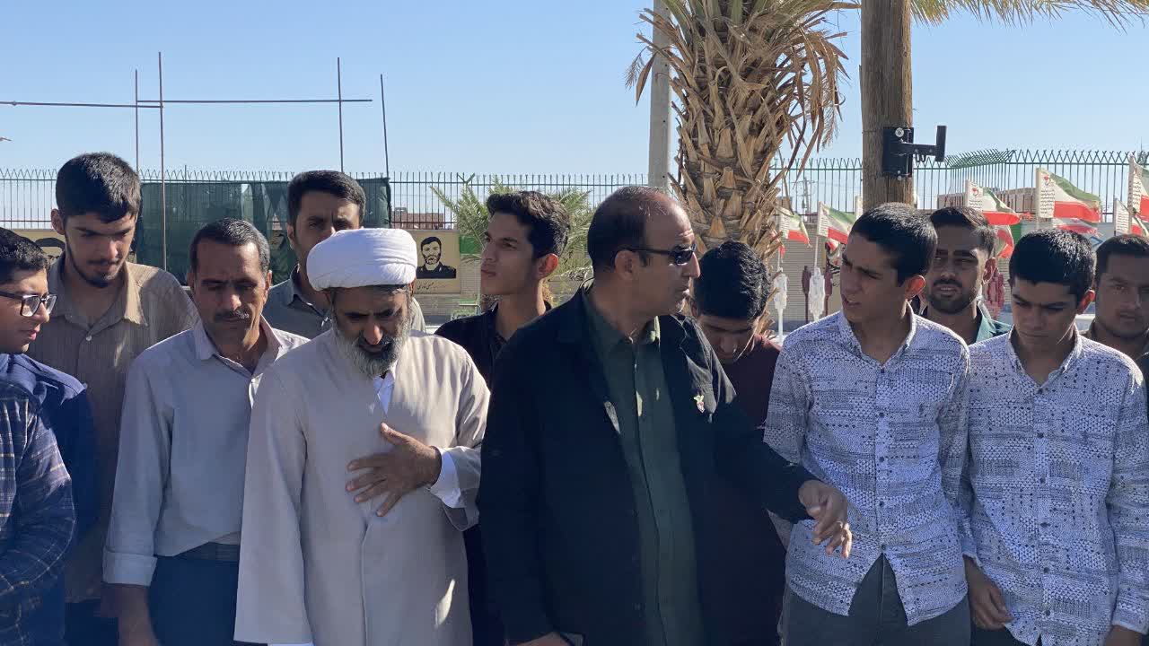 تور مزارشناسی «رفیق شهیدم» با حضور ۳۴ بسیجی در گلزار شهدای زابل برگزار شد تور مزارشناسی «رفیق شهیدم» با حضور ۳۴ بسیجی در گلزار شهدای زابل برگزار شد