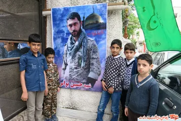 عکس/مراسم اولین سالگرد آسمانی شدن مدافع حریم انقلاب  شهید «حسین بواس»