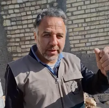 فیلم | نوای گرم پاسدار شهید «مهدی علیدادی» در اردو‌های جهادی؛ طنین خدمت و دلدادگی به گویش بختیاری