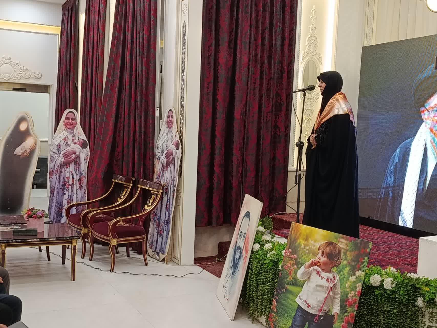 برگزاری یازدهمین گردهمایی خواهران و برادران شهدای سراسر کشوردر مشهد مقدس برگزاری یازدهمین گردهمایی خواهران و برادران شهدای سراسر کشوردر مشهد مقدس